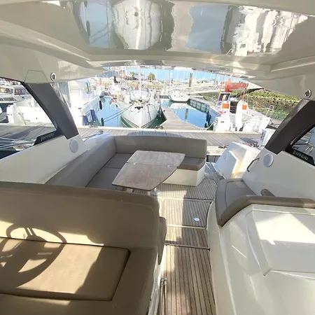 Bateau-hôtel Nuit Inoubliable Sur Un Bateau Linge Et Ménage Inclus *
