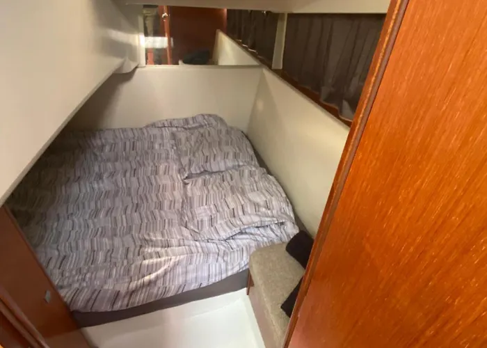 Nuit Inoubliable Sur Un Bateau Linge Et Menage Inclus * La Rochelle (Charente-Maritime)