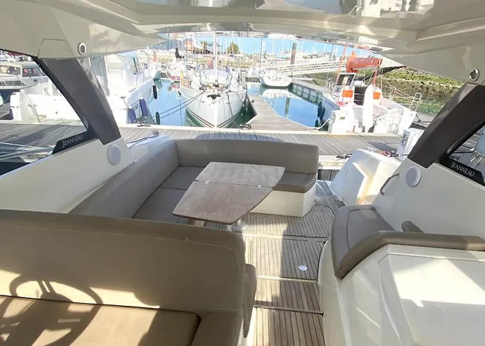 Botel Nuit Inoubliable Sur Un Bateau Linge Et Menage Inclus *